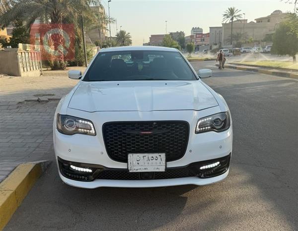 کرایسلەر 300 2022  بۆ فرۆشتن لە عێراق -  بەغداد